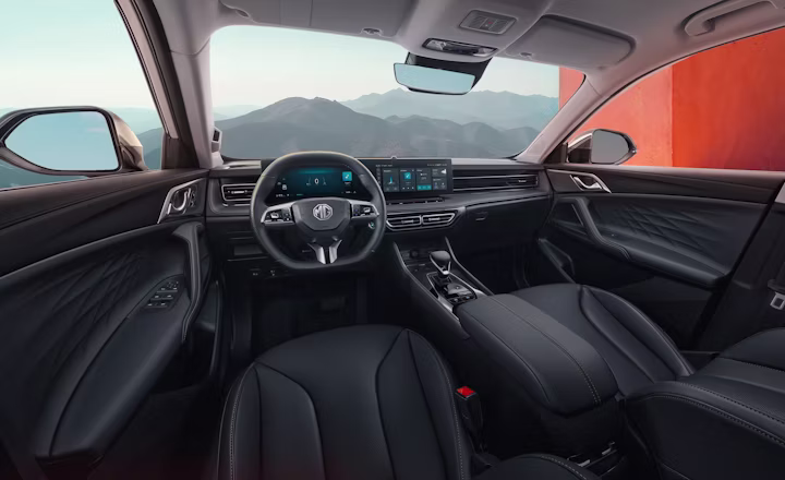 Salpicadero e interior premium del nuevo MG HS Hybrid+