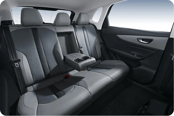 Asientos traseros espaciosos